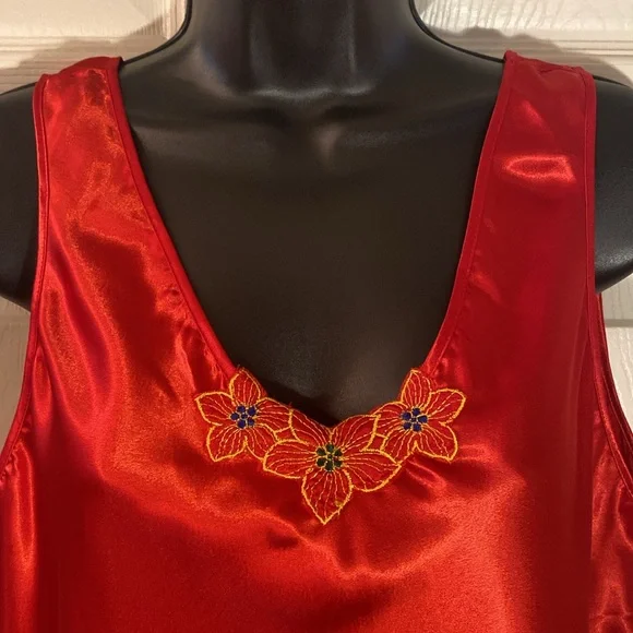 Vintage Vibrant Red Satin Camisole with Floral Detail - Picture 5 of 9